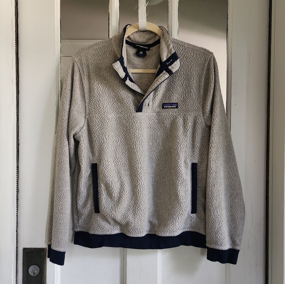 Patagonia Blue and Tan Fleece Pullover